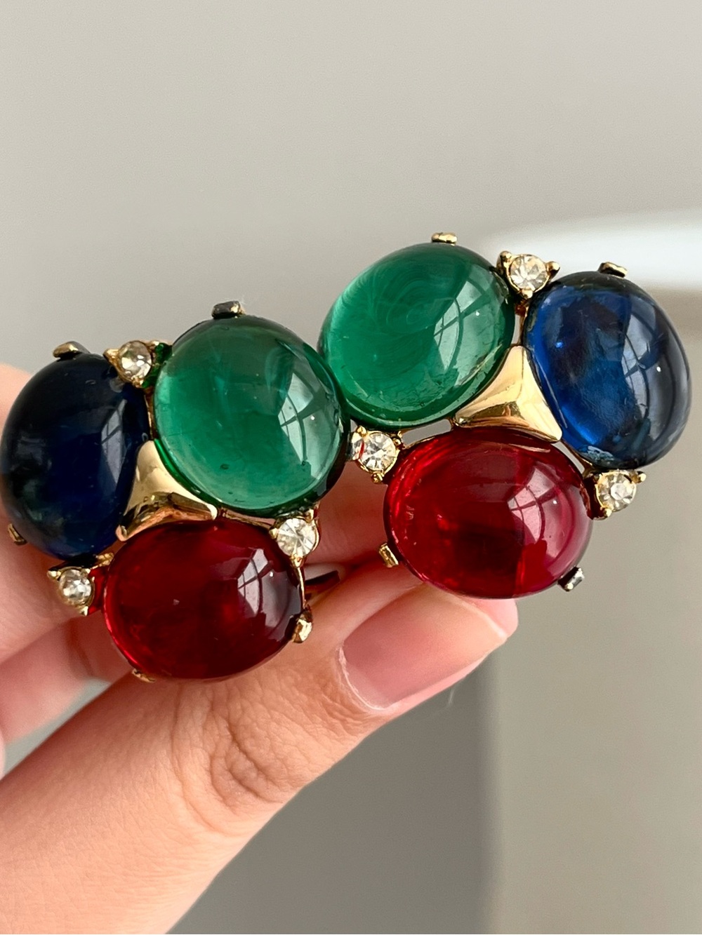 Vintage Ciner Red Green Blue Swirly Poured Glass Cabochon Gold Clip-On Earrings